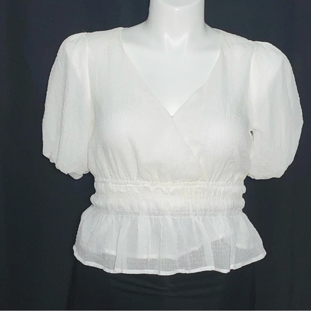 Astr White Puff Sleeve Peplum Blouse